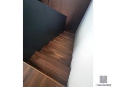 Arredo mobili artigianali casa abitazione privata a Malta di Manufactory Design