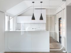 Arredo mobili artigianali casa privata abitazione a Roma di Manufactory Design