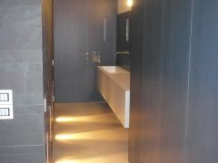 Arredo mobili artigianali casa abitazione privata a Londra di Manufactory Design