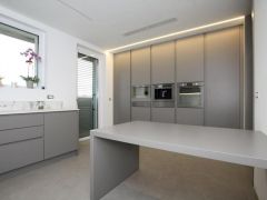 Arredo mobili artigianali casa abitazione privata a Pescara di Manufactory Design
