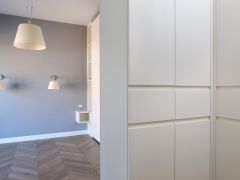 Arredo mobili artigianali casa privata abitazione a Roma di Manufactory Design