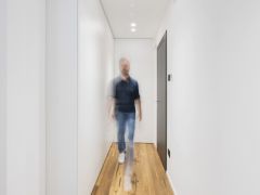 Arredo mobili artigianali casa abitazione privata a Teramo di Manufactory Design